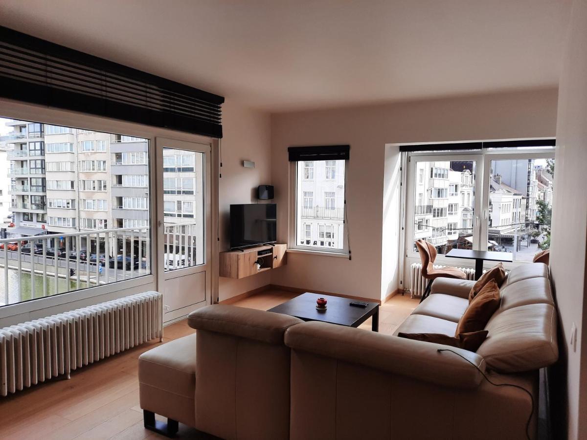אוסטנדה Lichtrijk En Comfortabel Hoekappartement Met Gratis Parking En Zeer Centraal Gelegen - Comme Chez Soi מראה חיצוני תמונה