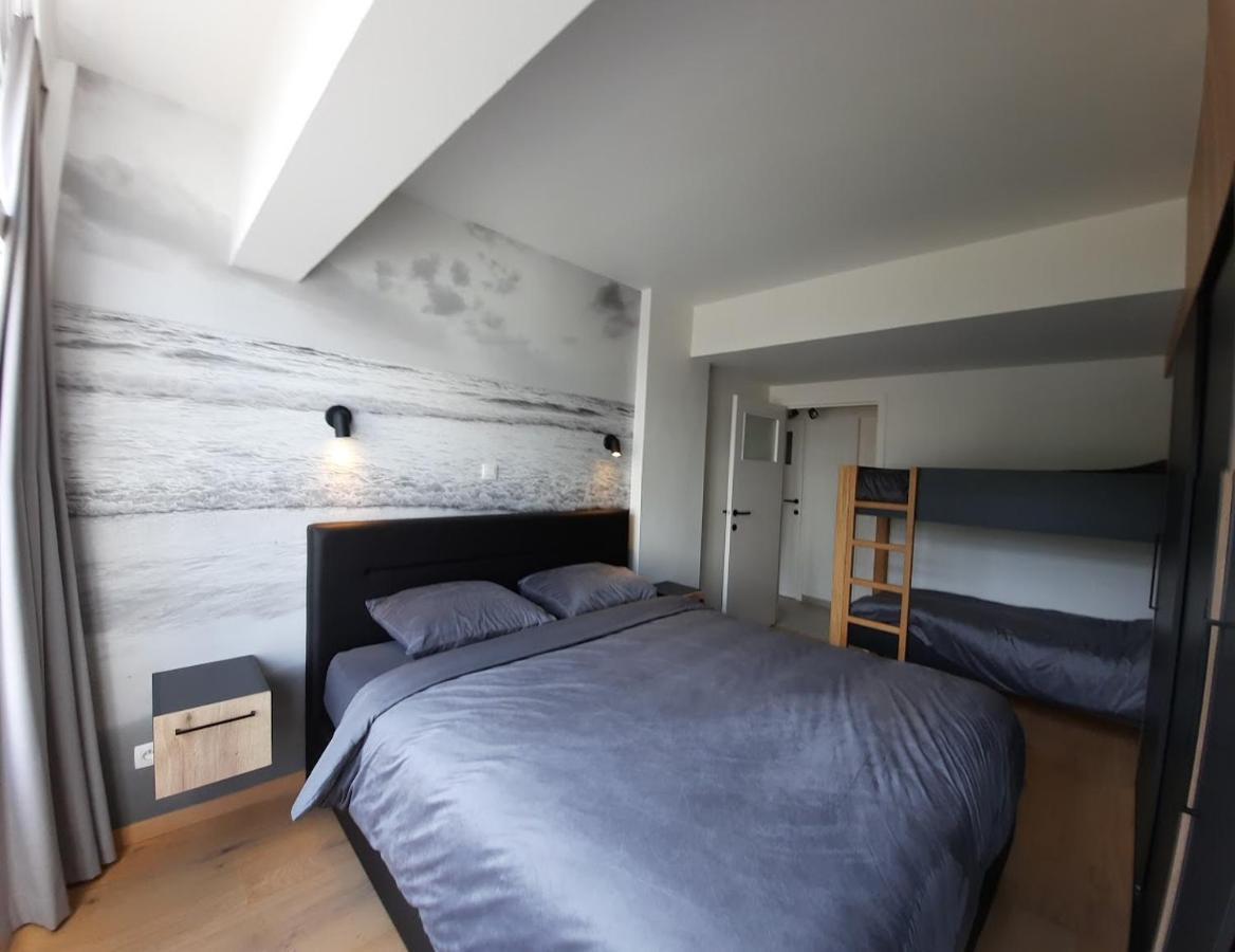 אוסטנדה Lichtrijk En Comfortabel Hoekappartement Met Gratis Parking En Zeer Centraal Gelegen - Comme Chez Soi מראה חיצוני תמונה