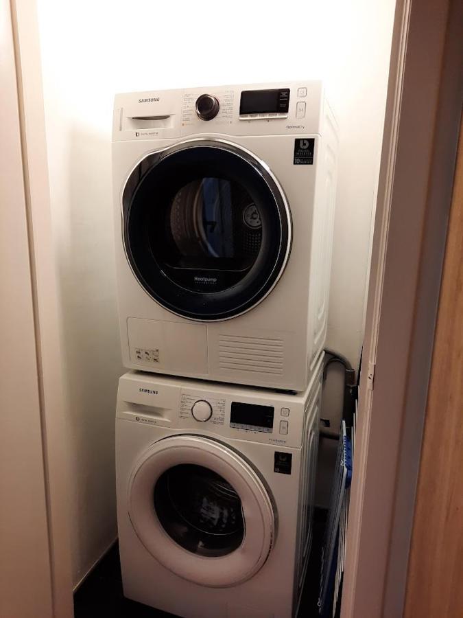 אוסטנדה Lichtrijk En Comfortabel Hoekappartement Met Gratis Parking En Zeer Centraal Gelegen - Comme Chez Soi מראה חיצוני תמונה